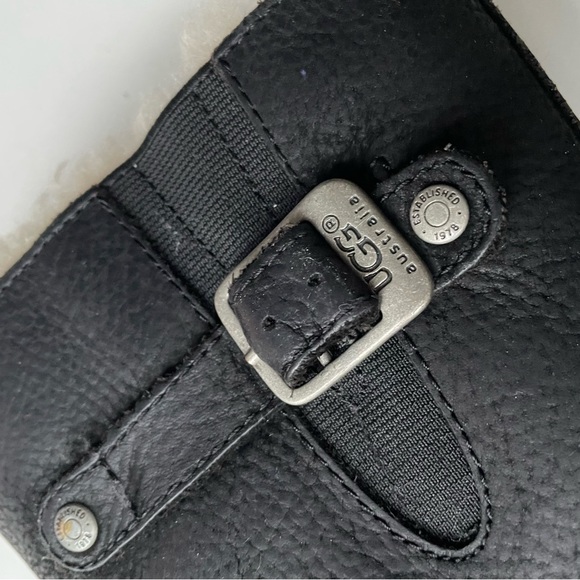 UGG - Picture 3 of 8